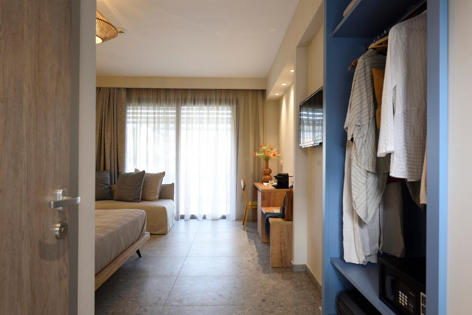 Falena Luxury Rooms Kalyves Polygyrou Buitenkant foto